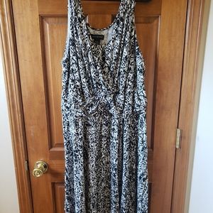 Lane Bryant 22/24 sleeveless faux wrap dress